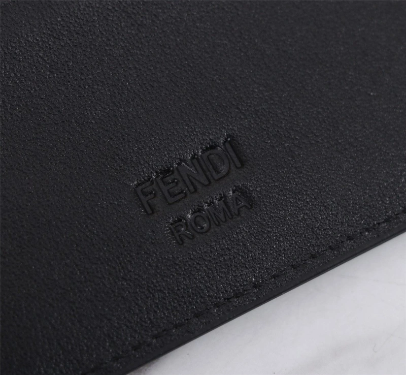 F**di wallets 4220a-0083