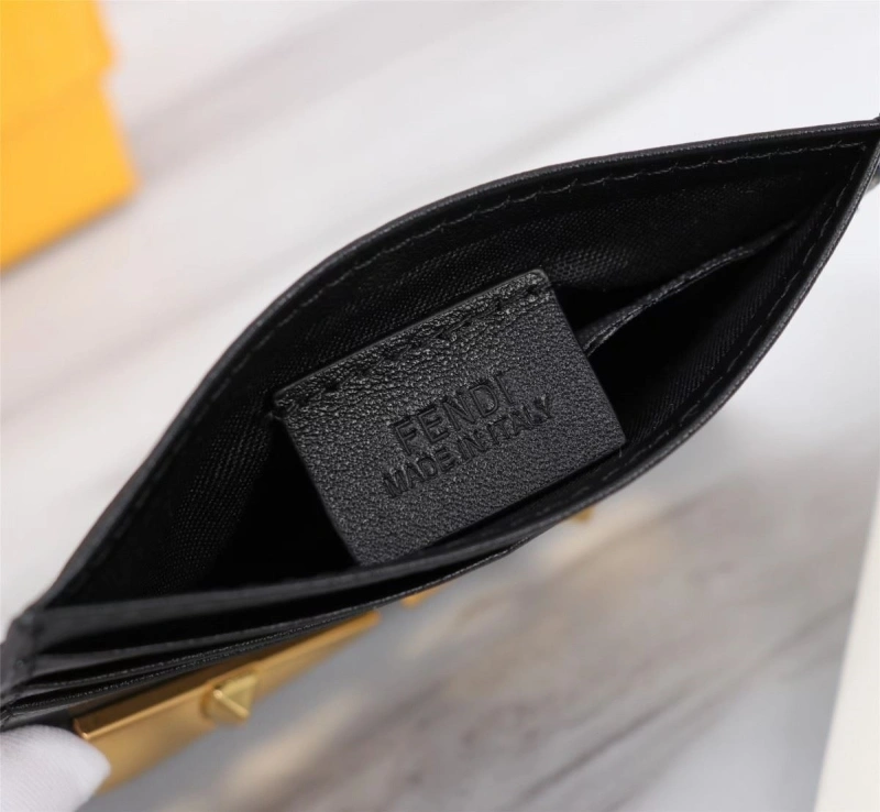 F**di wallets 4220a-0087