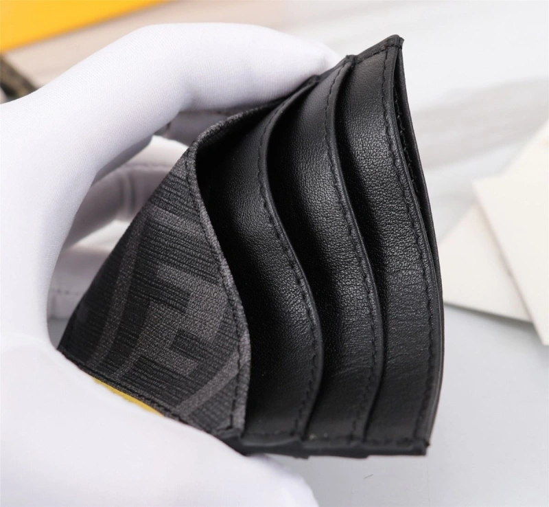 F**di wallets 4220a-0088