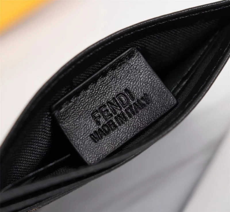 F**di wallets 4220a-0089