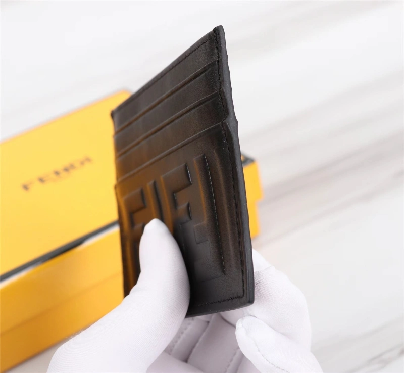 F**di wallets 4220a-0094