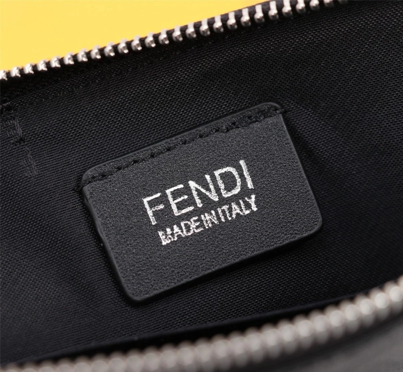 F**di cluth bags 4220a-0108