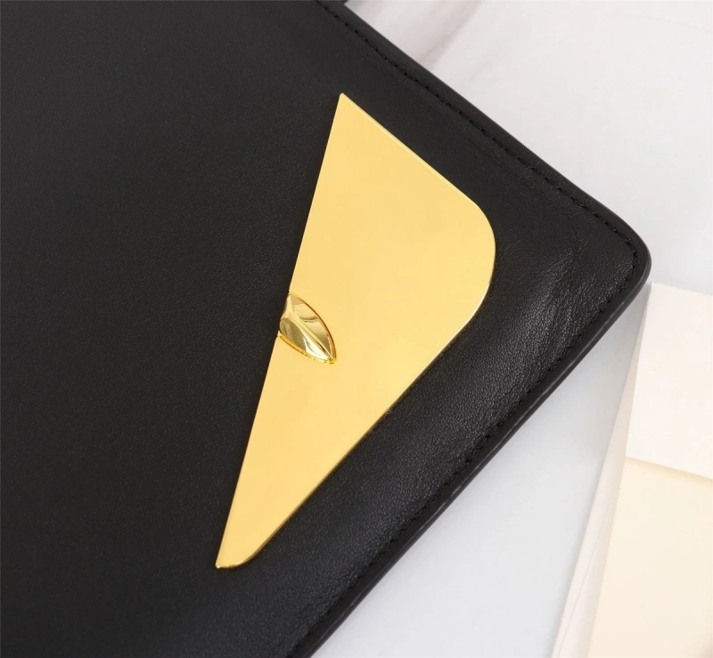 F**di cluth bags 4220a-0109