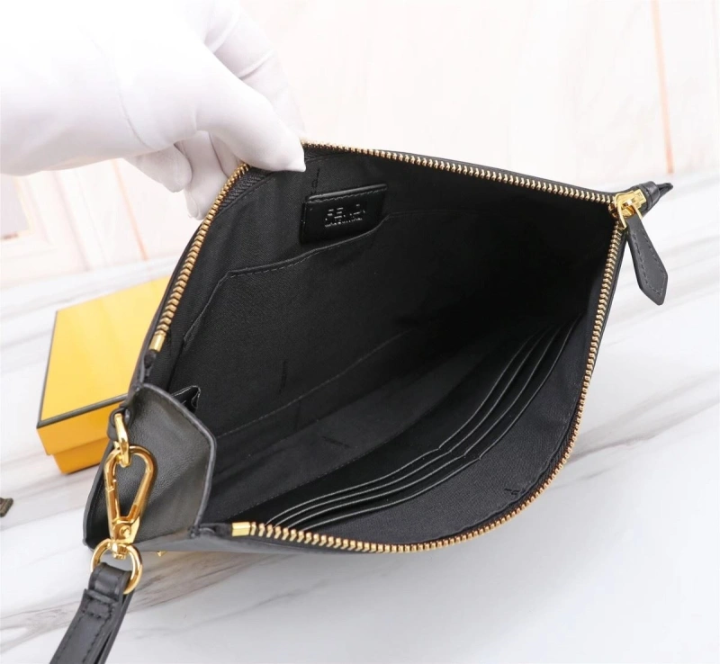 F**di cluth bags 4220a-0109