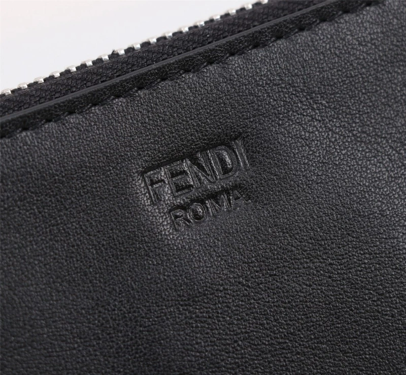 F**di cluth bags 4220a-0112