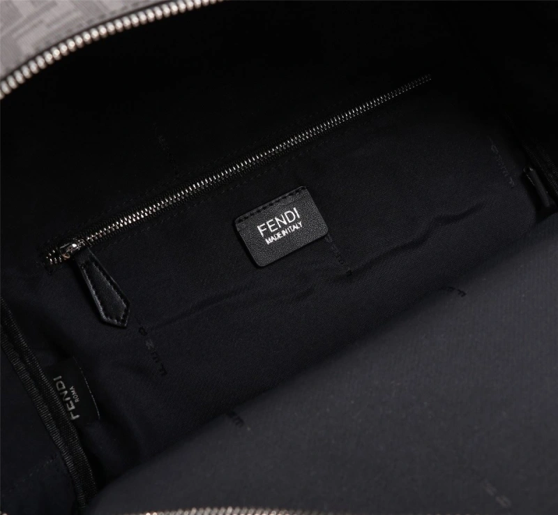 F**di backpacks 4220a-0124