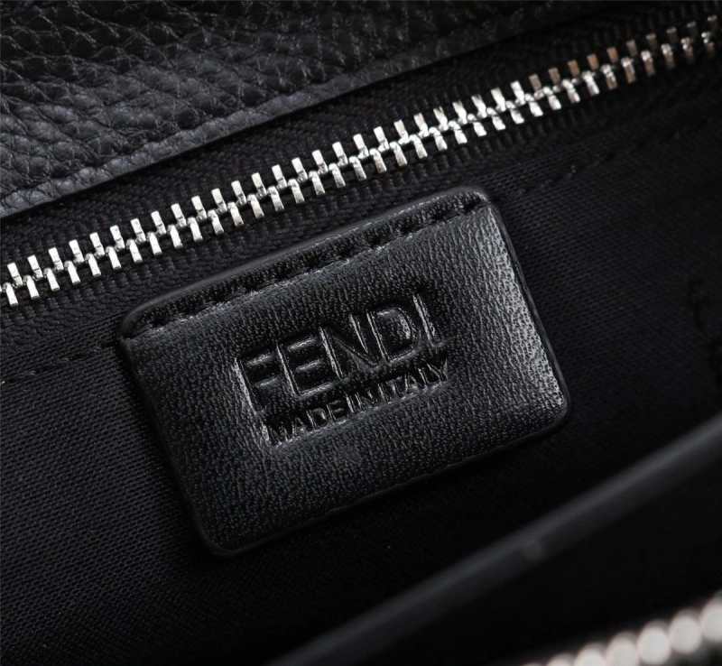 F**di wallets 4220a-0142