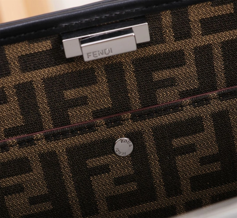 F**di shopping bags 4220a-0192