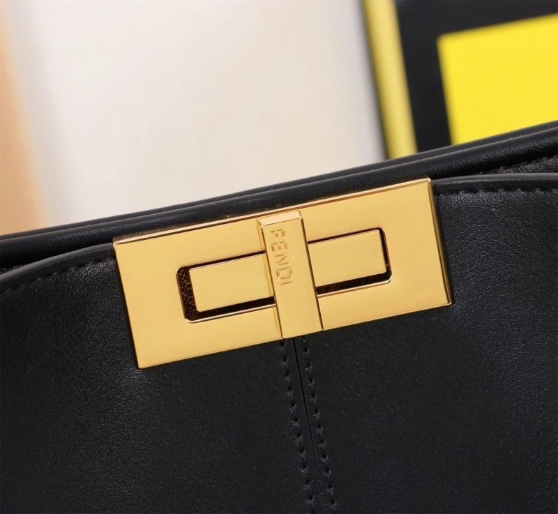 F**di shopping bags 4220a-0193