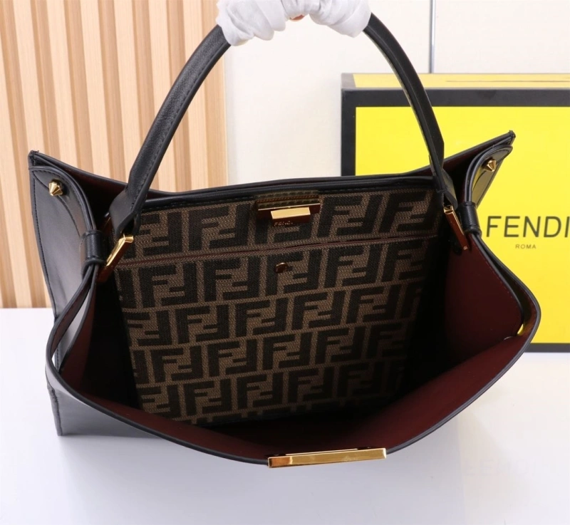 F**di shopping bags 4220a-0193