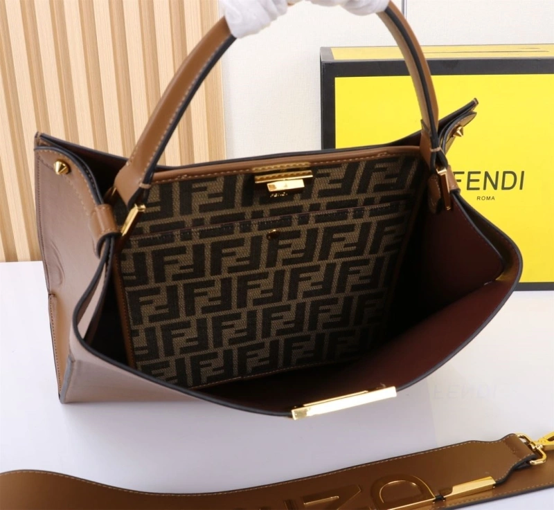 F**di shopping bags 4220a-0194