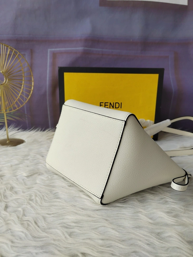 F**di shopping bags 4220a-0240