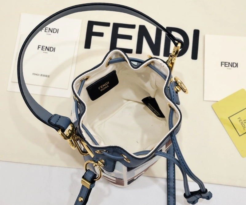 F**di bucket bags 4220a-0522