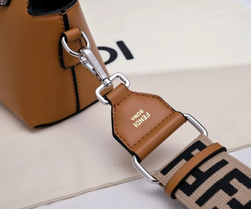 F**di top handle bags 4220a-0534