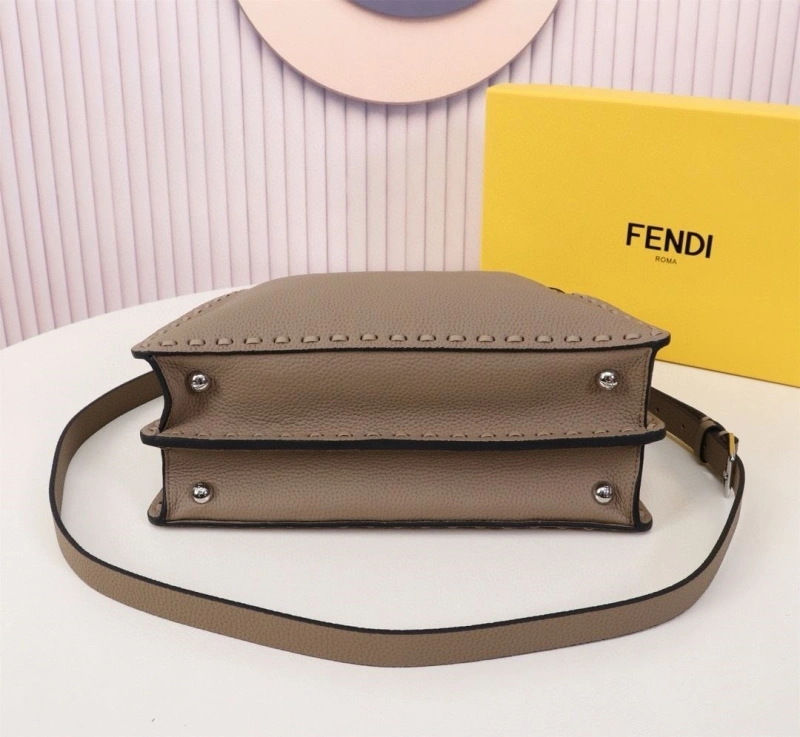F**di top handle bags 4220a-0657