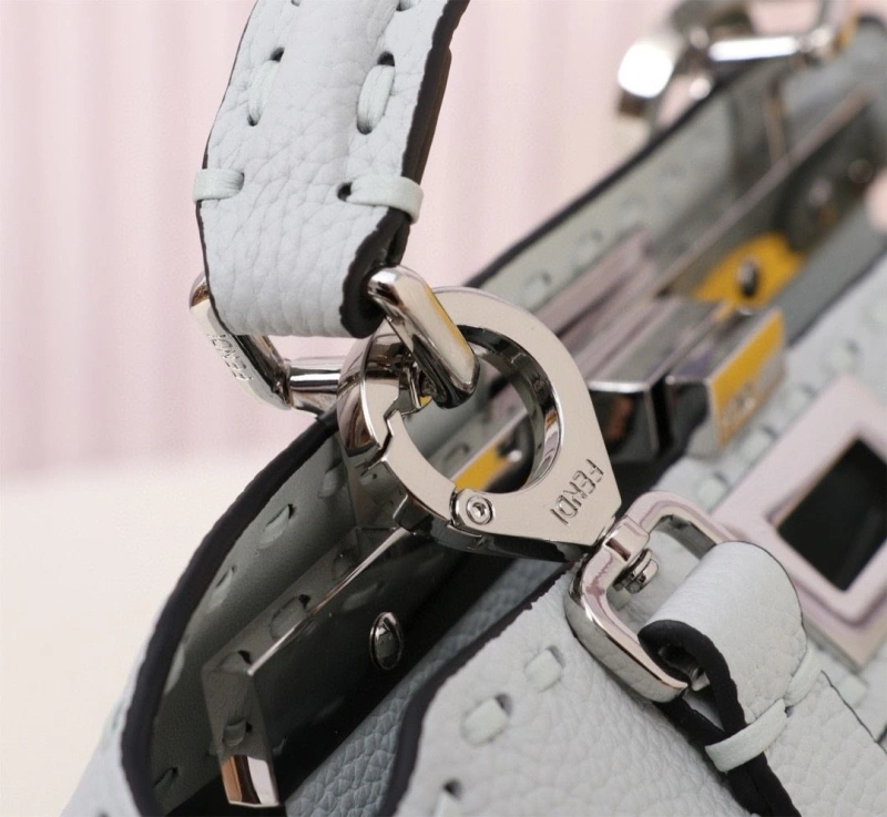 F**di top handle bags 4220a-0658
