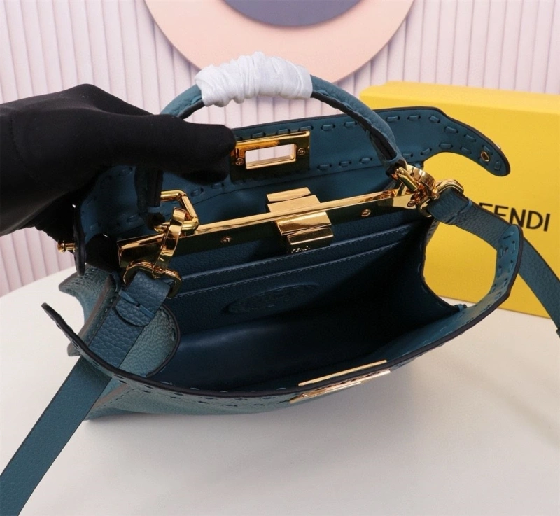 F**di top handle bags 4220a-0660