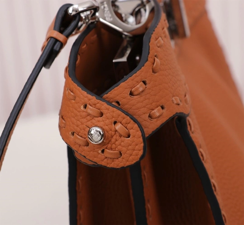 F**di top handle bags 4220a-0663