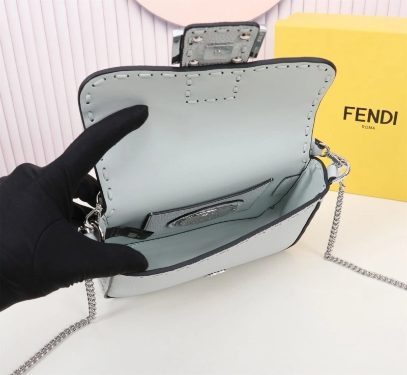 F**di top handle bags 4220a-0672