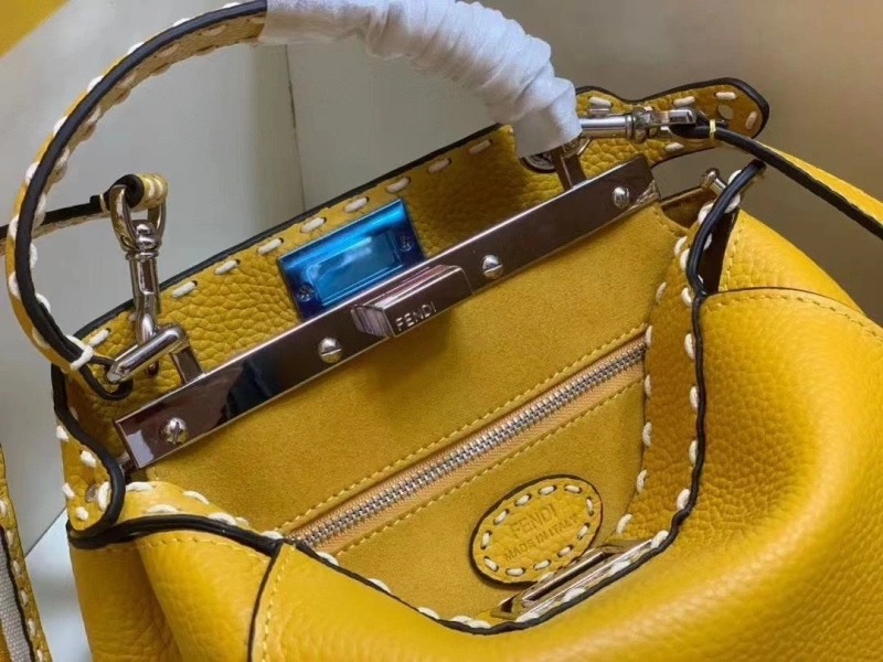 F**di top handle bags 4220a-0692