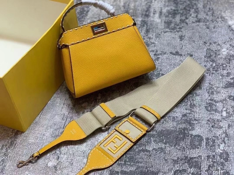 F**di top handle bags 4220a-0692