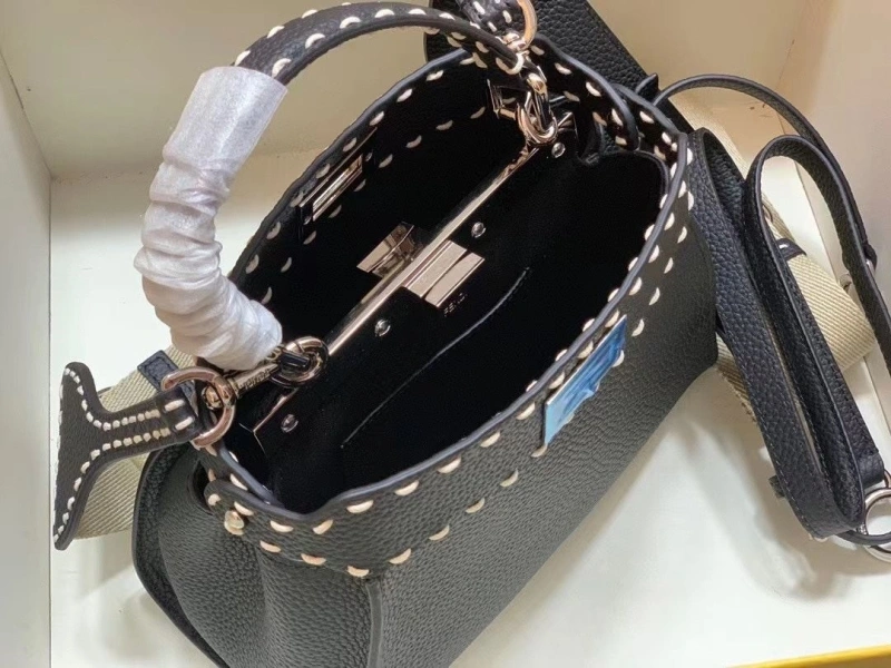 F**di top handle bags 4220a-0693
