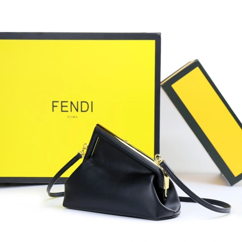 F**di first bags 4220a-0696