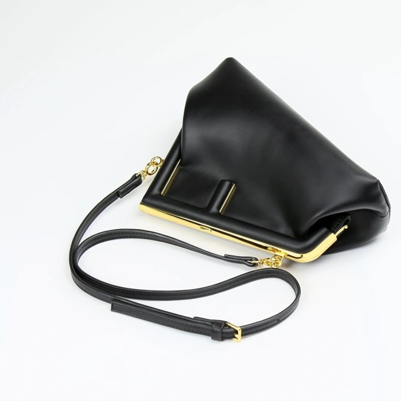 F**di first bags 4220a-0696