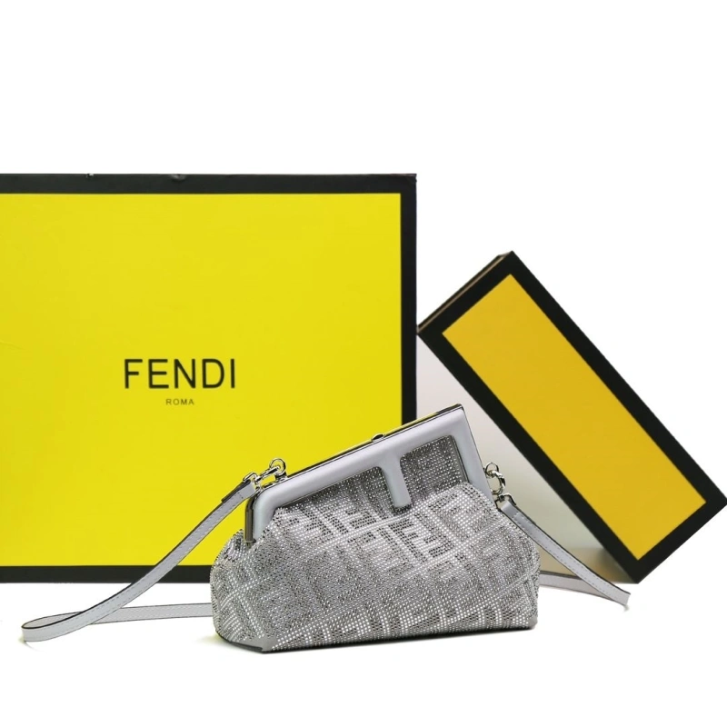 F**di first bags 4220a-0738