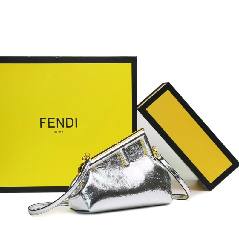 F**di first bags 4220a-0739
