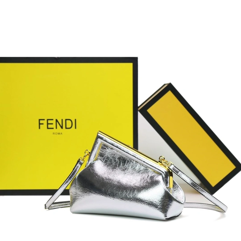 F**di first bags 4220a-0739