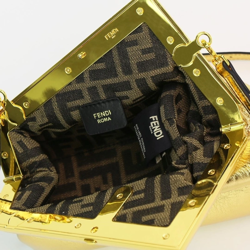 F**di first bags 4220a-0740