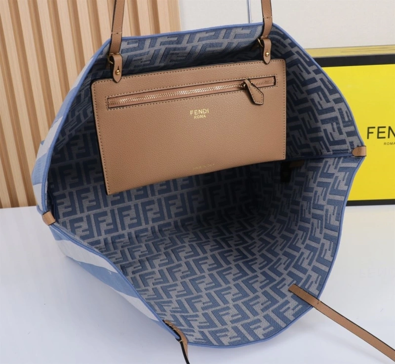 F**di shopping bags 4220a-0746