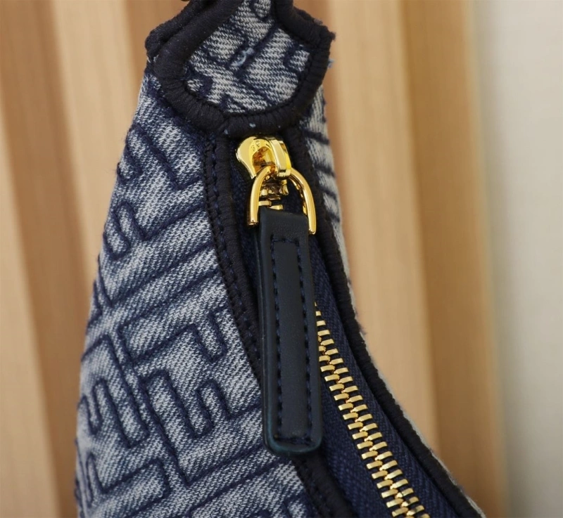 F**di top handle bags 4220a-0754