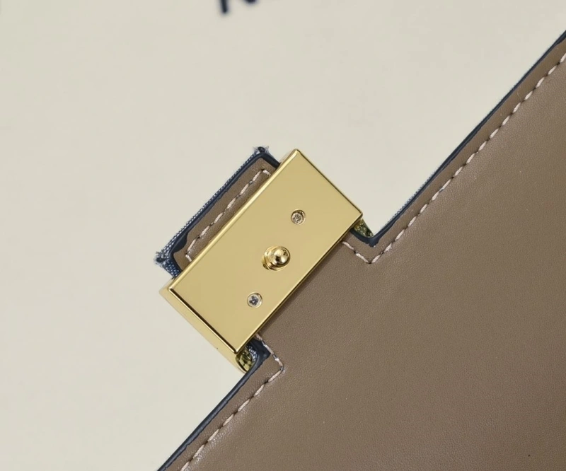 F**di satchel bags 4220c-0010