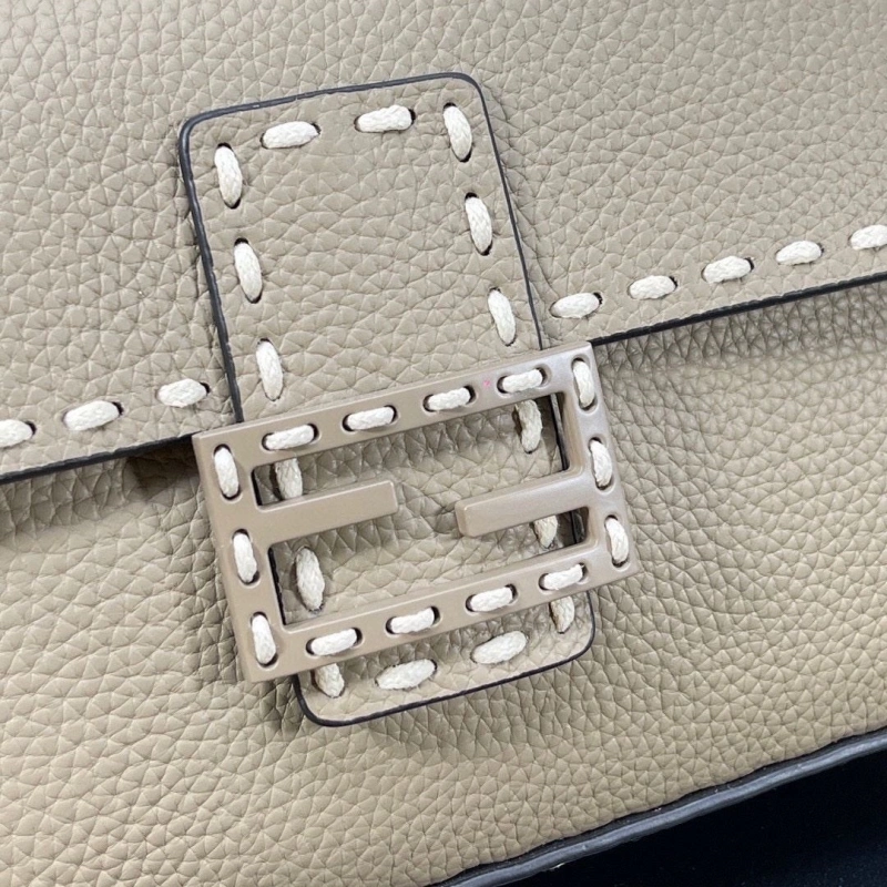 F**di baguette bags 4220d-0006