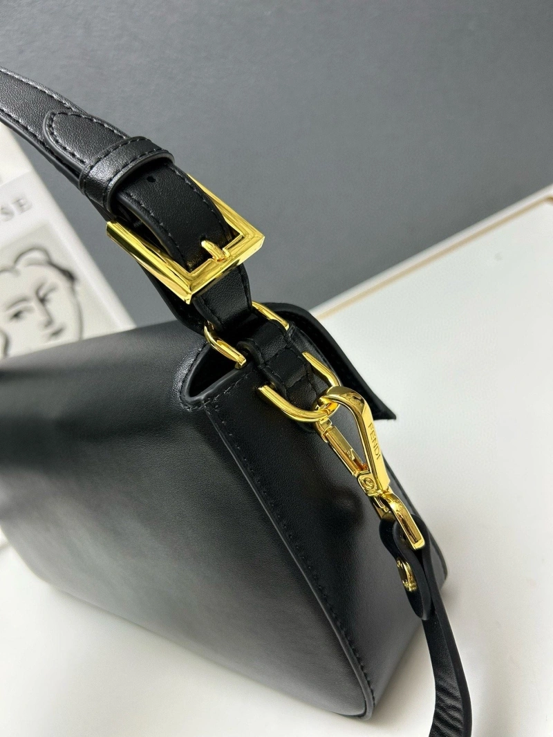 F**di baguette bags 4220d-0007