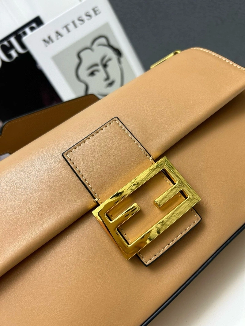 F**di baguette bags 4220d-0009
