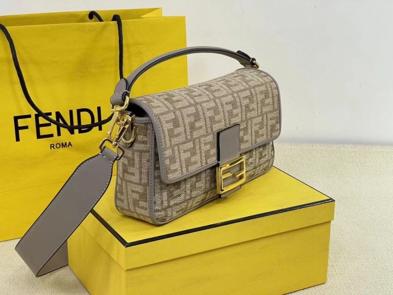 F**di baguette bags 4220d-0017