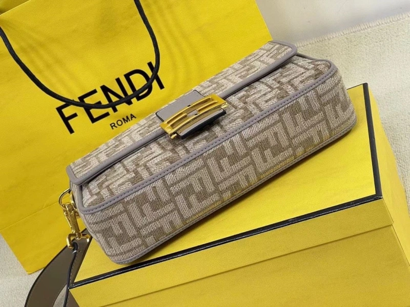 F**di baguette bags 4220d-0017