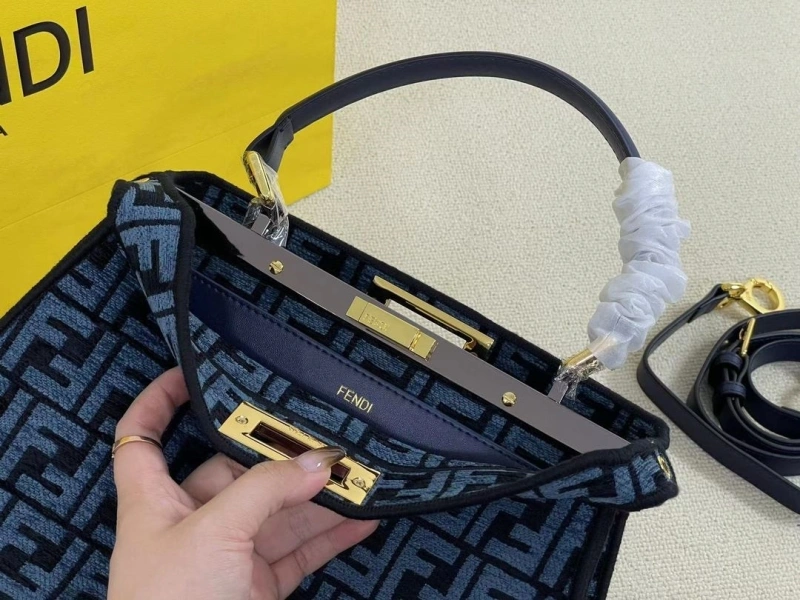 F**di top handle bags 4220d-0019