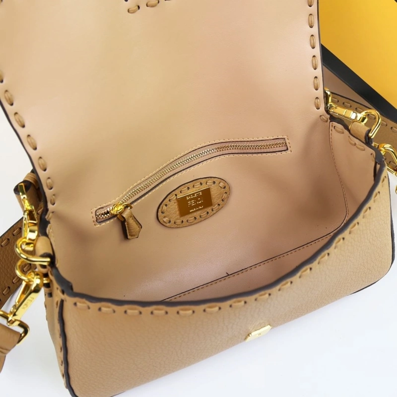 F**di baguette bags 4220d-0030