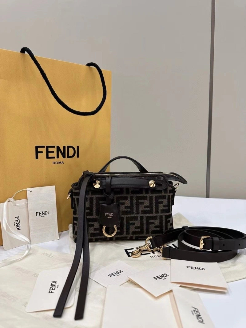 F**di top handle bags 4220d-0062