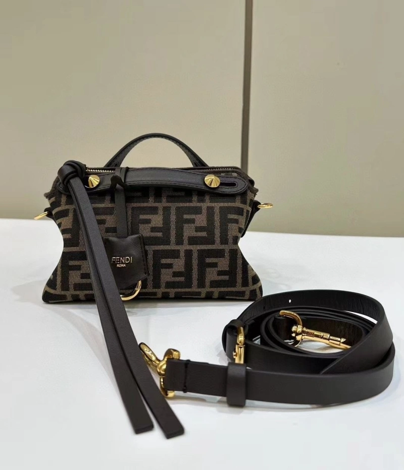F**di top handle bags 4220d-0062