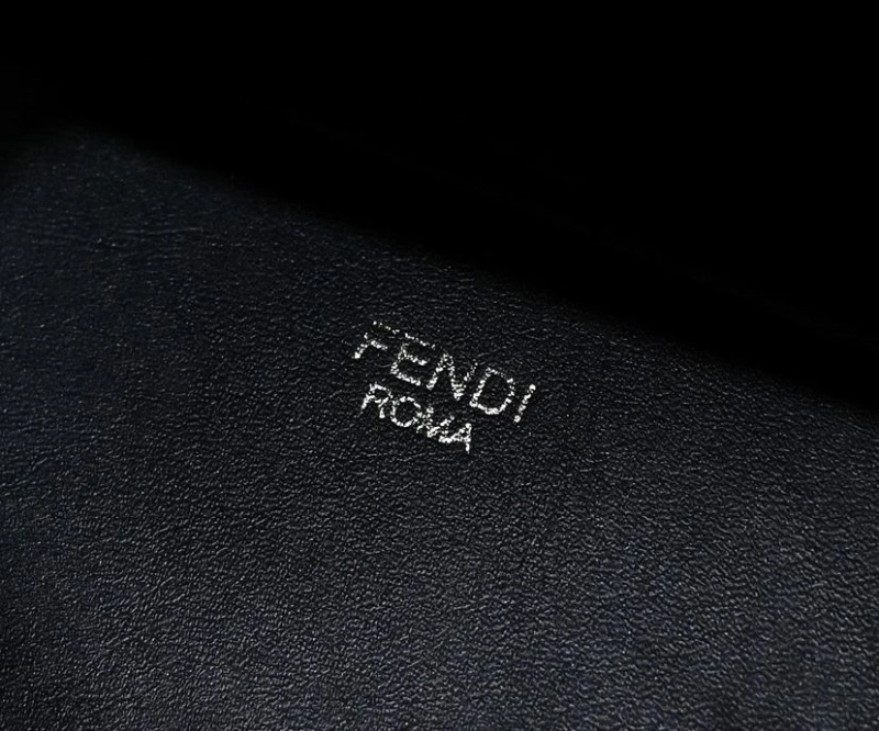F**di shopping bags 4220d-0098
