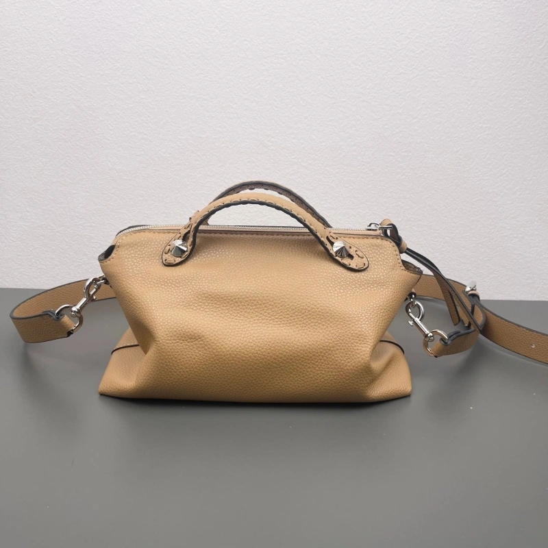 F**di top handle bags 4220d-0132