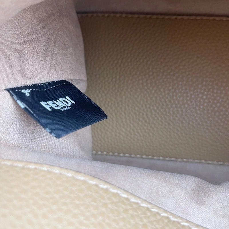 F**di top handle bags 4220d-0132