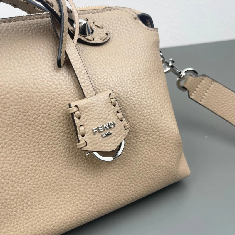 F**di top handle bags 4220d-0133