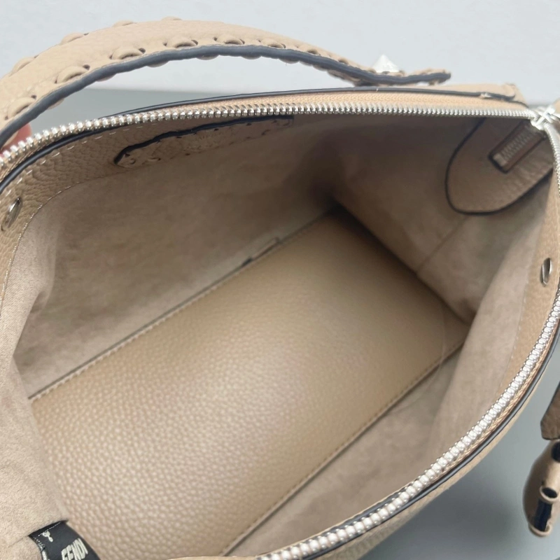 F**di top handle bags 4220d-0133