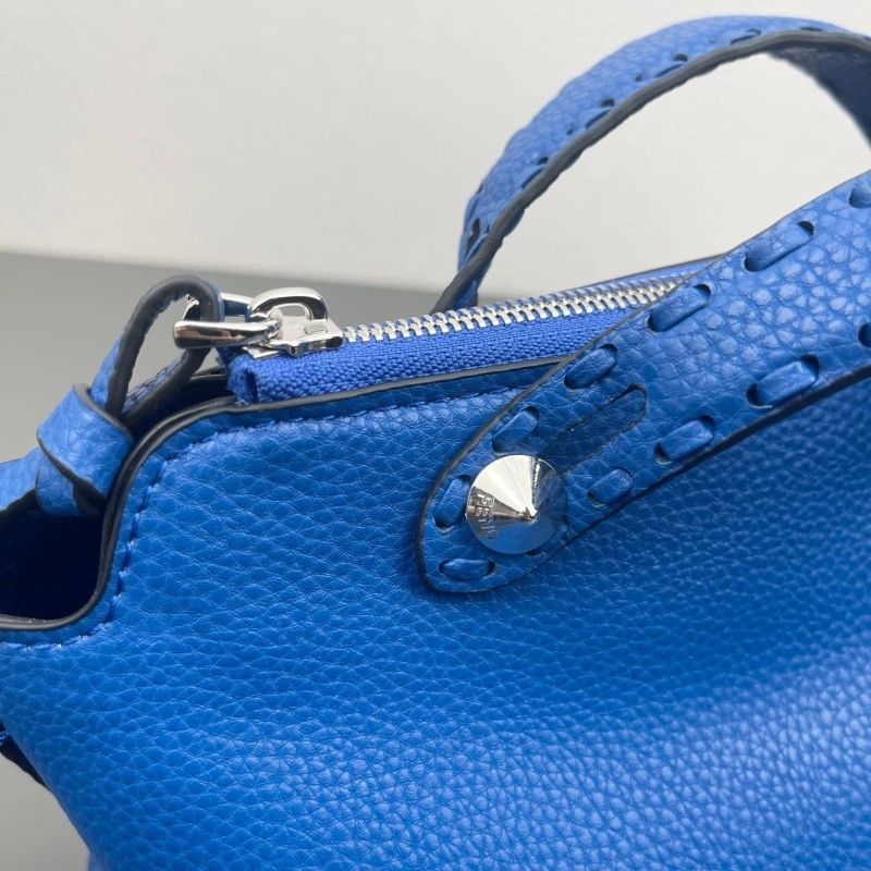 F**di top handle bags 4220d-0134
